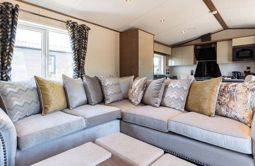 Carlton-in-Cleveland Kabine | 3 bedroom accommodation in Great Ayton, Yorkshire Moors and Coast