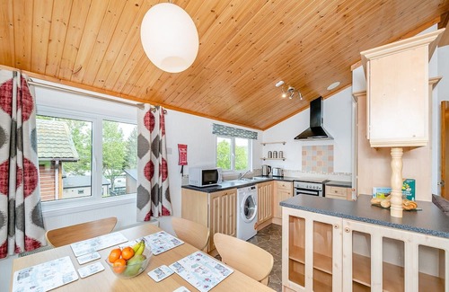 Bridport Kabine | 3 bedroom accommodation in Charmouth