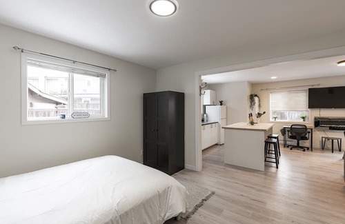 Squamish Hütte | The Cozy Nest: A Home Away From Home