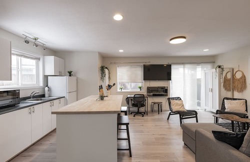 Squamish Hütte | The Cozy Nest: A Home Away From Home