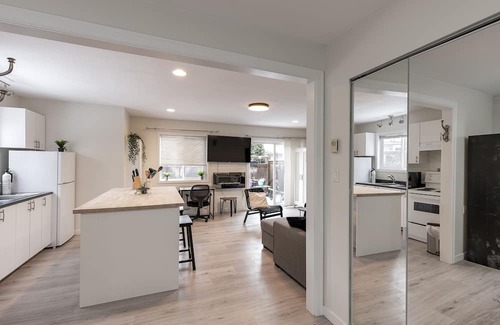 Squamish Hütte | The Cozy Nest: A Home Away From Home