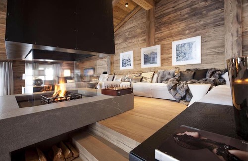 Lech am Arlberg Skihütte | Luxury chalet with spa and view of Oberlech