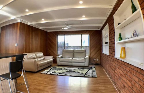 Liverpool Eigentumswohnung | Convenient Spacious 4-bedrooms with Free parking