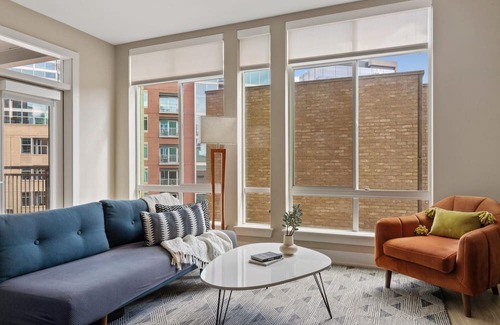 LoDo Wohnung | Denver | Charming 1BD/1BA Riverfront Apartment
