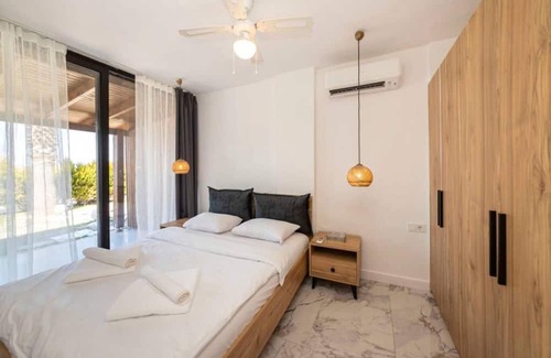Meselik Wohnung | Pleasant Home with Shared Pool in Bodrum