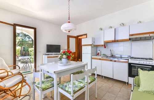 Marmi Wohnung | Holiday Apartment "Villetta Marmi" with Private Garden