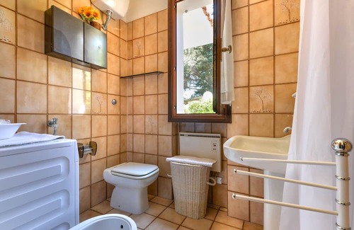 Marmi Wohnung | Holiday Apartment "Villetta Marmi" with Private Garden