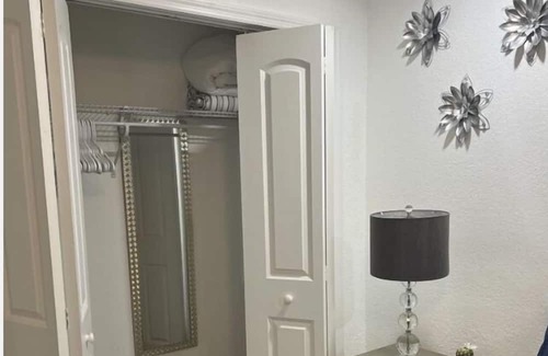 Tarpon Springs Wohnung | Romantic suite 5 minutes from the beach!