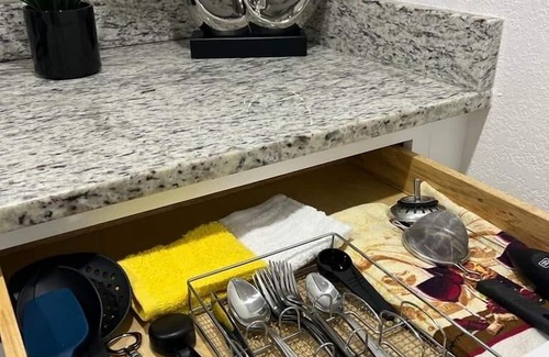 Tarpon Springs Wohnung | Romantic suite 5 minutes from the beach!