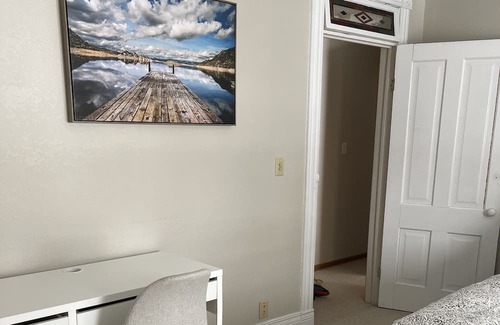 Midway Haus | SPACIOUS ONE BEDROOM IN HAMLINE-MIDWAY AREA