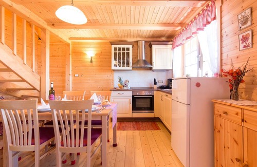 Ravna Gora Haus | Lovely holiday home in Ravna Gora with fireplace