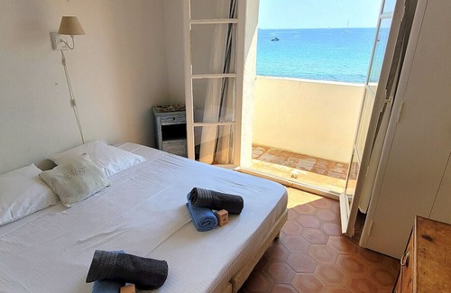 Port Grimaud Wohnung | Luminous cozy cocoon with view of the gulf