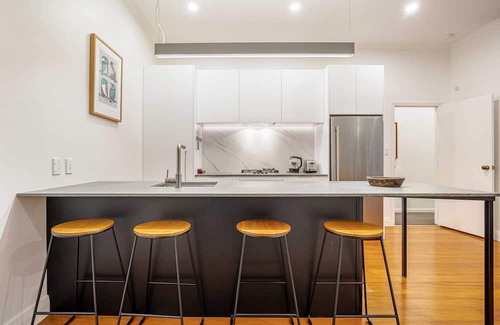 Grey Lynn Haus | Modern Classic Summar