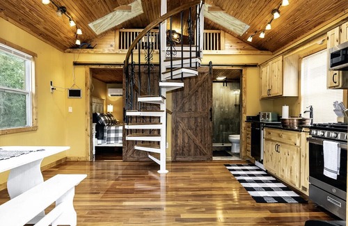 Homosassa Kabine | A/C, Firepit, Grill, Pet Friendly