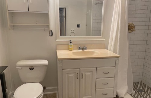 Lake Shore - Lake Vista Wohnung | Charming Studio in park-like setting, blocks from Lakefront in New Orleans