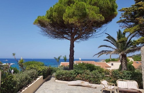 Marine de Saint Ambroggio Haus | Mini-villa Bord de mer vue mer et Montagne Marine de Sant Ambroggio Lumio