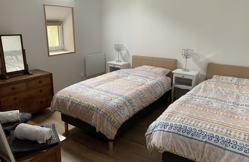 Badecon-le-Pin Haus | The Petite Barn, 5 minutes from Gargilesse, 15 minutes to A20.