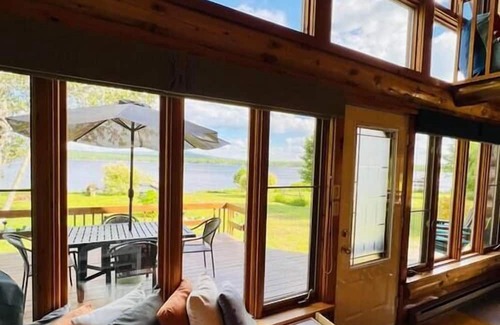 Le Haut-Saint-Francois Regional County Municipality Skihütte | Superb log cabin *Spa* *Waterfront*