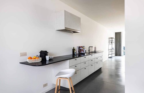 Stalingrad Wohnung | Stunning 2BR designed app centre of Brussels