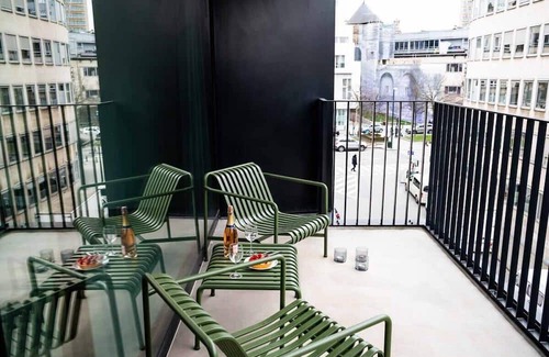 Stalingrad Wohnung | Stunning 2BR designed app centre of Brussels