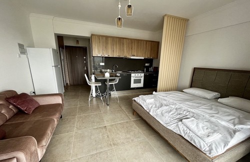Trikomo Wohnung | Studio Flat with Balcony in Cyprus