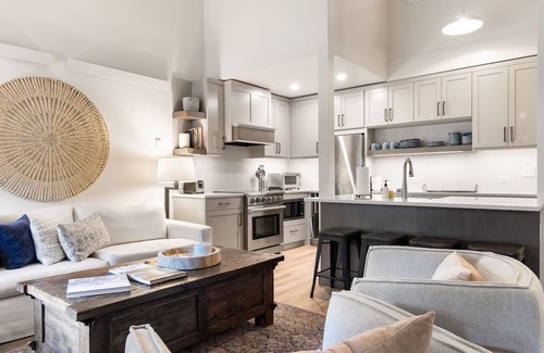 Moose Wilson Road Eigentumswohnung | Outpost: Mountain Alder 823 - Wooded Views!