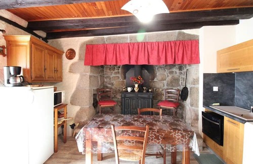 Ladinhac Hütte | Gite Ladinhac, 1 bedroom, 3 persons