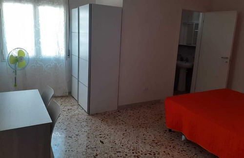 Castelvetrano Haus | Holiday Home "Baloo" with Shared Pool & Wi-Fi
