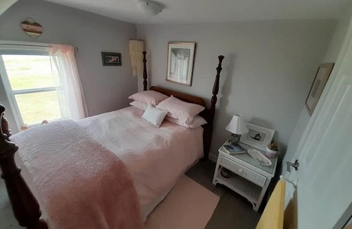 Cap Le Moine Haus | Renovated home with beautiful views of the sunset / dog friendly