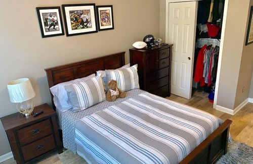 Essex Eigentumswohnung | Cozy, clean, peaceful and modern condo in safe area. Come lay back & Relax!