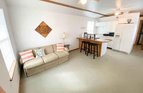 Throckmorton Hütte | Cow Co. Cottages - One Block Away From Downtown Shopping, Dining, & More!