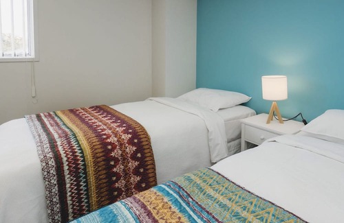 New Plymouth Haus | FOUR THE FAMILY - SLEEPS 10: 3 BR, 1 BA House in New Plymouth, Sleeps 10