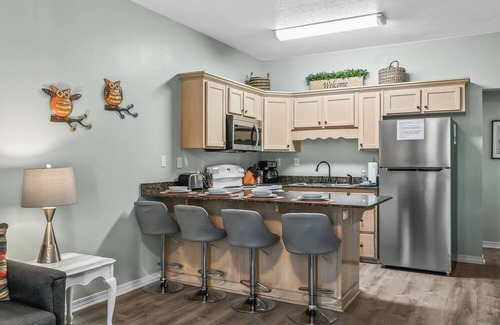 Gulfport Haus | 3 Bedroom Townhome 87B, one block to beach, close to casinos, & attractions