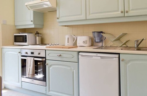 Verwood Haus | Cosy annexe, 4 person, nearby to beach and forests