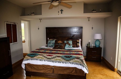 McIntosh Haus | Nirvana Southwest