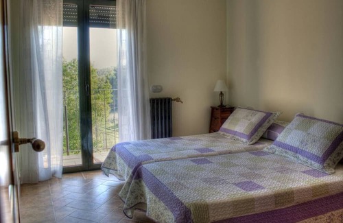 Alia Skihütte | Homerez - Chalet for 10 ppl. with swimming-pool and terrace at Pantano de Cijara