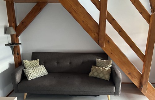 Villemoiron-en-Othe Haus | Le domaine du Lavoir - Studio MINOUCHE sleeps 4. jacuzzi from April to October