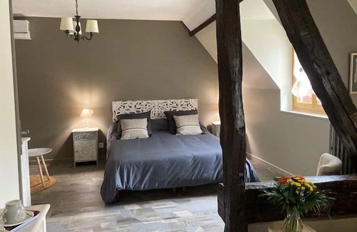 Poce-sur-Cisse Wohnung | Nutrisco room in Triboulet's house, Nutrisco