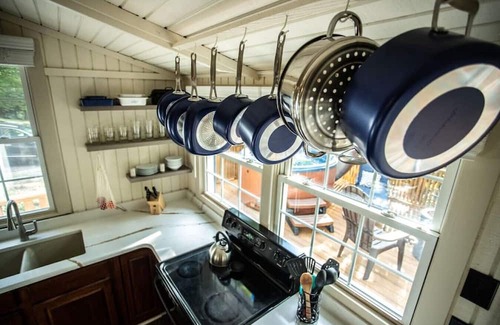 Elkton Kabine | 10 mins from Shenandoah National Park ~ Cozy Cabin