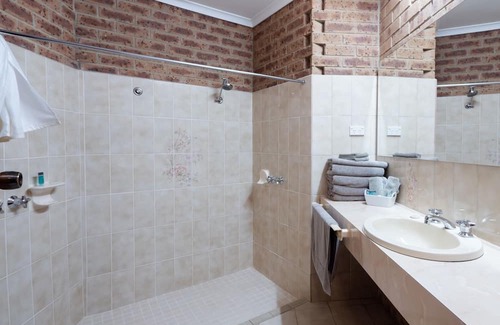 Eildon Haus | Eildon Parkview Motor Inn. Room 1