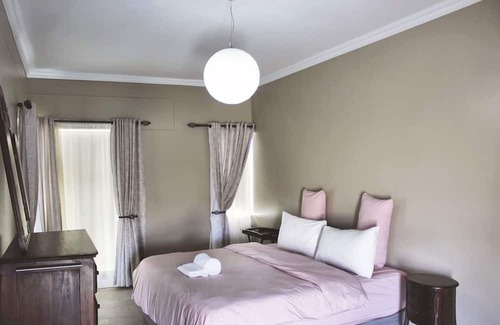 Walvis Bay Haus | Where the dunes meets the Ocean