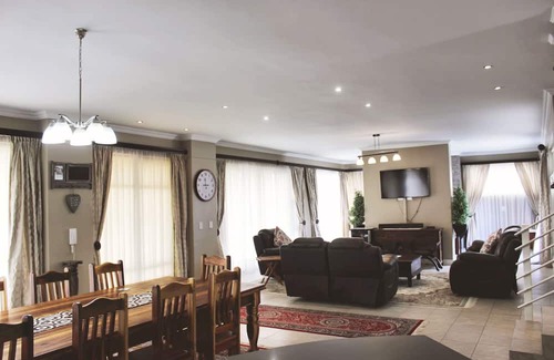 Walvis Bay Haus | Where the dunes meets the Ocean