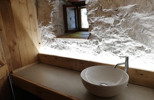 Crodo Kabine | The ancient Casera dei Walser - C. I.R. 10302600001