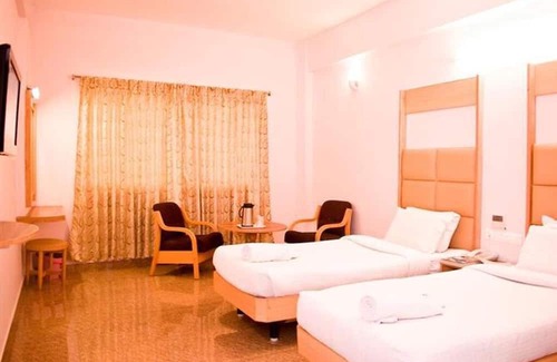 Madurai Haus | Warmly decorated rooms/Vandiyur Lake view Stay