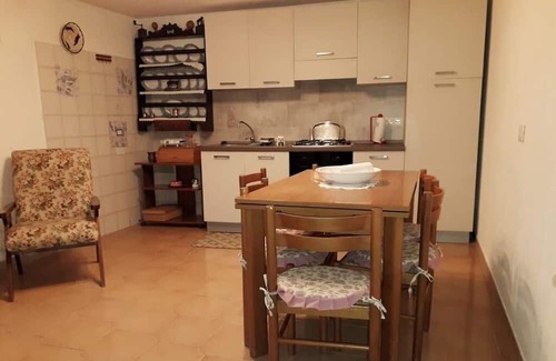 Solarussa Haus | Sa Domu Antiga is a house for exclusive use with a garden in the relaxation area