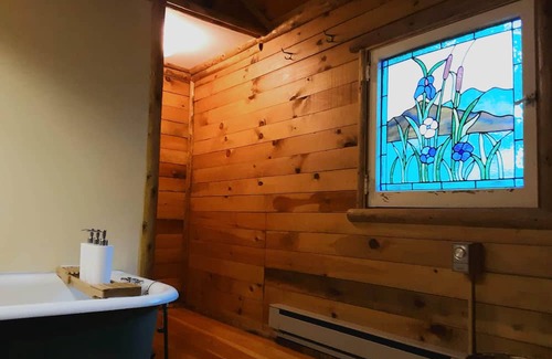 Elizabethtown Haus | A secluded getaway in a great location