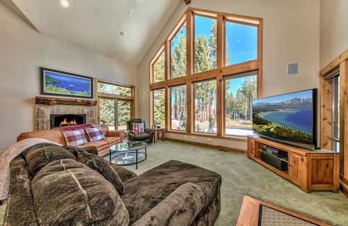 Mountain View Estates Haus | Snow Mtn Lodge 4BR/2.5BA Luxury Home