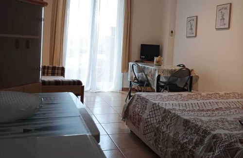 Porticato Wohnung | Cozy Studio Apartment Between Giardini Naxos and Taormina