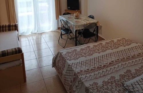 Porticato Wohnung | Cozy Studio Apartment Between Giardini Naxos and Taormina