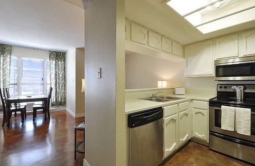 Civic District Wohnung | The Littlefields by Lodgewell | Downtown Chic | A7